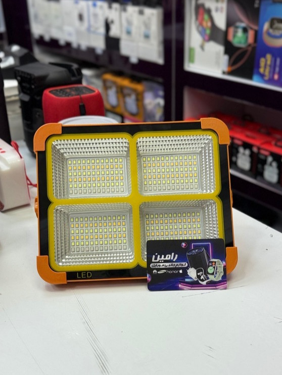 پژکتور شارژی PAMA ظرفیت ۱۲۰۰ وات با ۴ باتری مگنتی